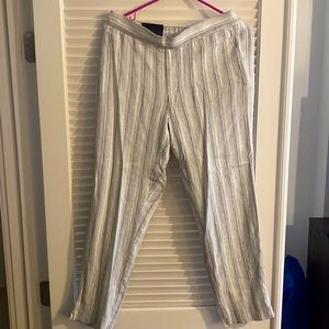 Women’s linen banana republic pants. New with tags
